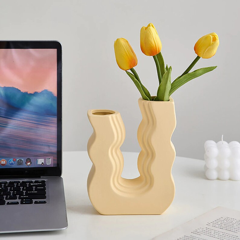 Groovy Ceramic Vase | Aesthetic Room Decor