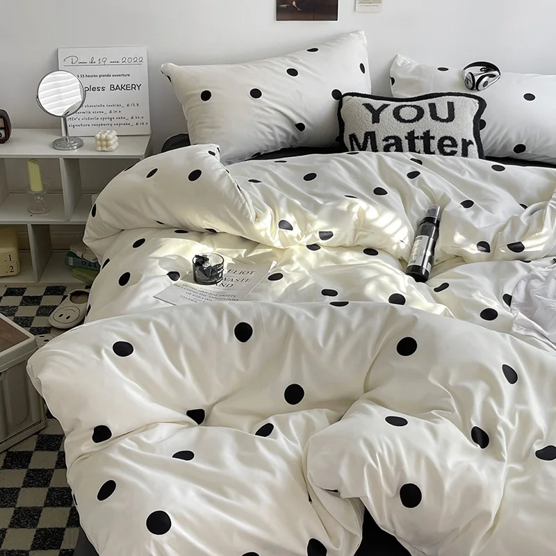 Polka Dot Bedding | Aesthetic Room Decor