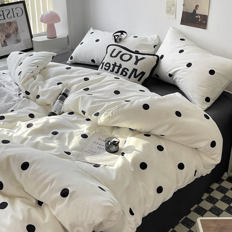 Polka Dot Bedding | Aesthetic Room Decor