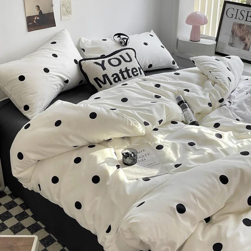 Polka Dot Bedding | Aesthetic Room Decor