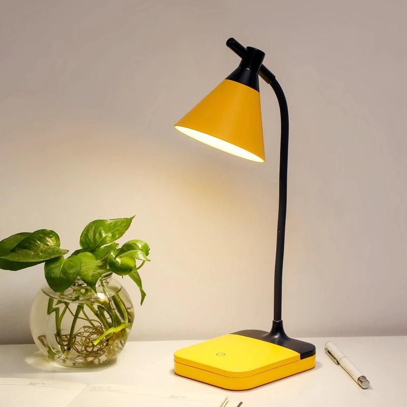 Modern Creativity Desk Lamp